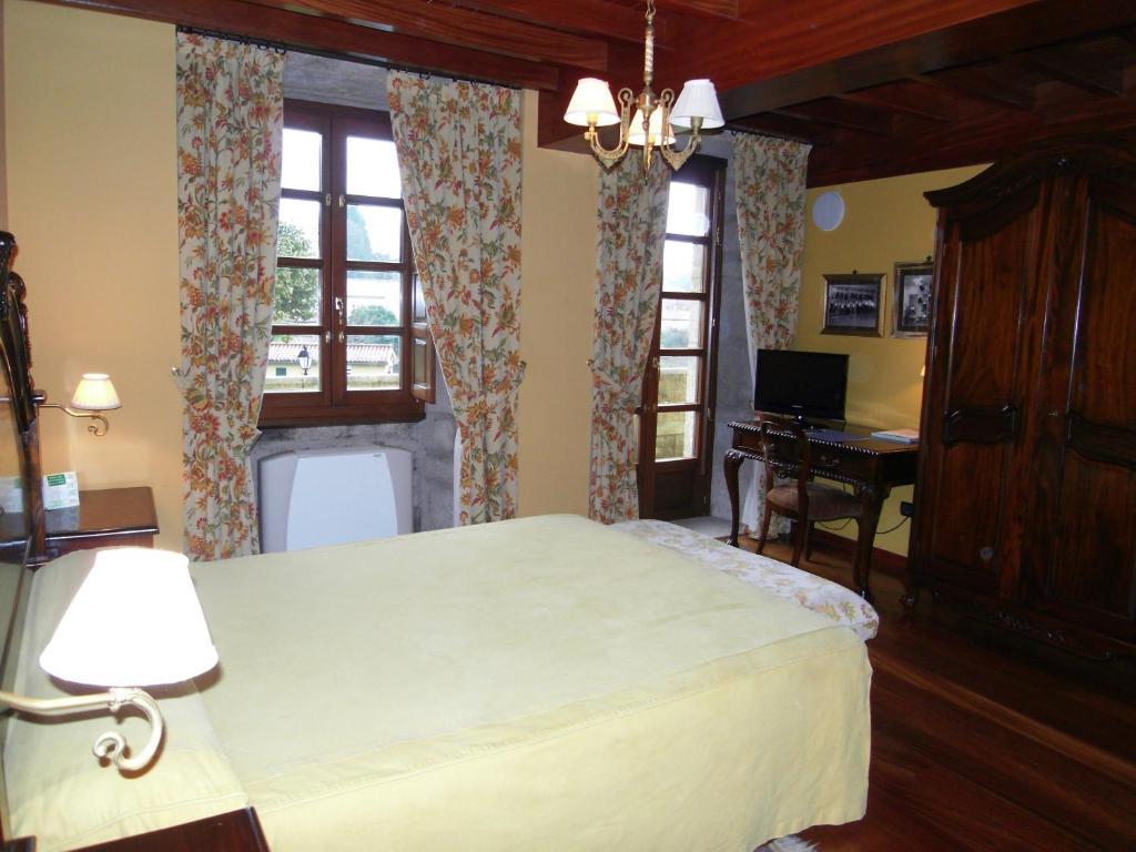 Pazo De Adran Ξενοδοχείο Milladoiro Δωμάτιο φωτογραφία